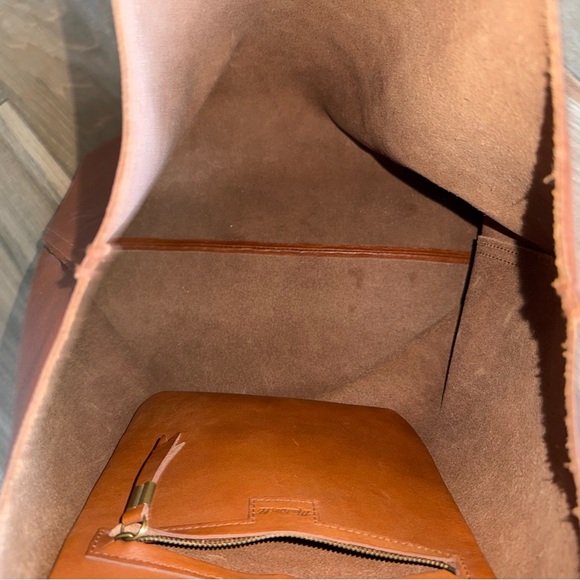 Madewell Transport Brown Leather Tote Bag - Picture 6 of 11